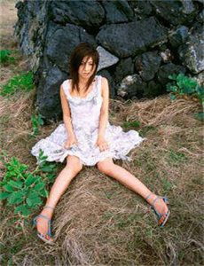 《年轻女教师3》在线-杨门女将肉艳史k8播放