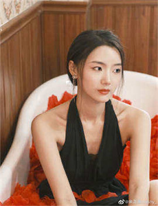 小小水蜜桃视频高清在线播放-久久视频在线视频观看99